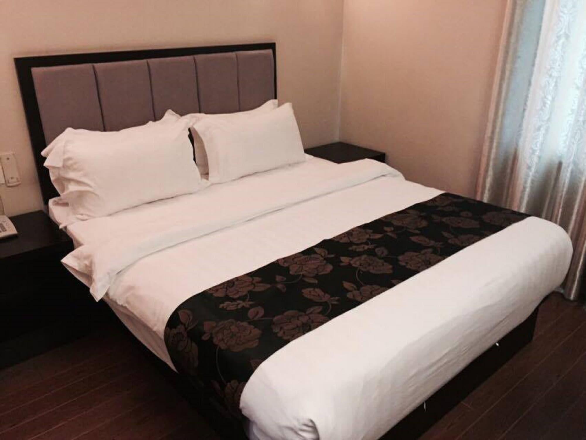 Kk Waterfront Hotel Kota Kinabalu Ngoại thất bức ảnh