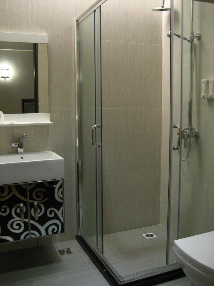 Kk Waterfront Hotel Kota Kinabalu Ngoại thất bức ảnh