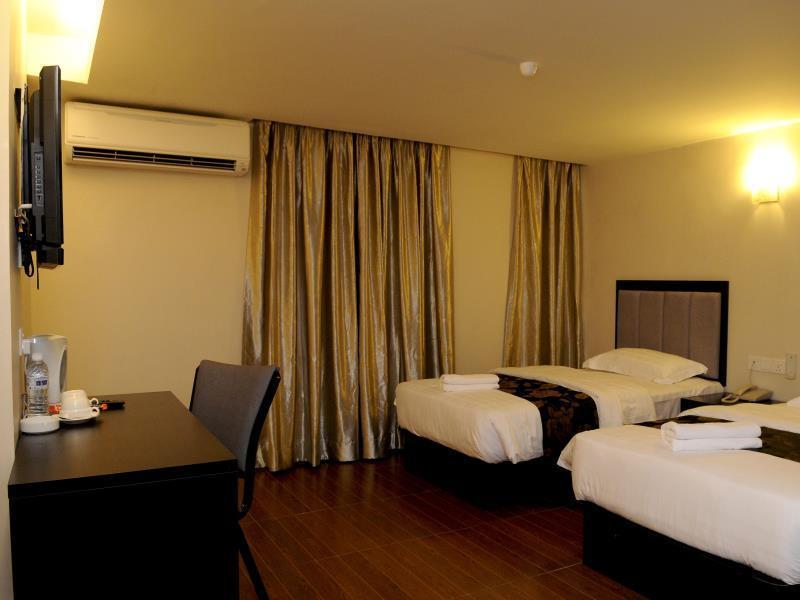 Kk Waterfront Hotel Kota Kinabalu Ngoại thất bức ảnh