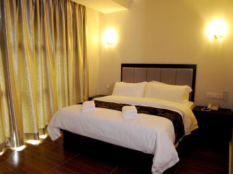 Kk Waterfront Hotel Kota Kinabalu Ngoại thất bức ảnh